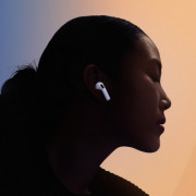 Apple AirPods 4 ANC (с активным шумоподавлением)